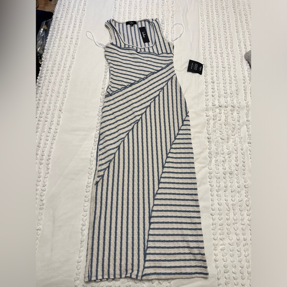 Bodycon dress in blue and white midi dress - Picture 2 of 2